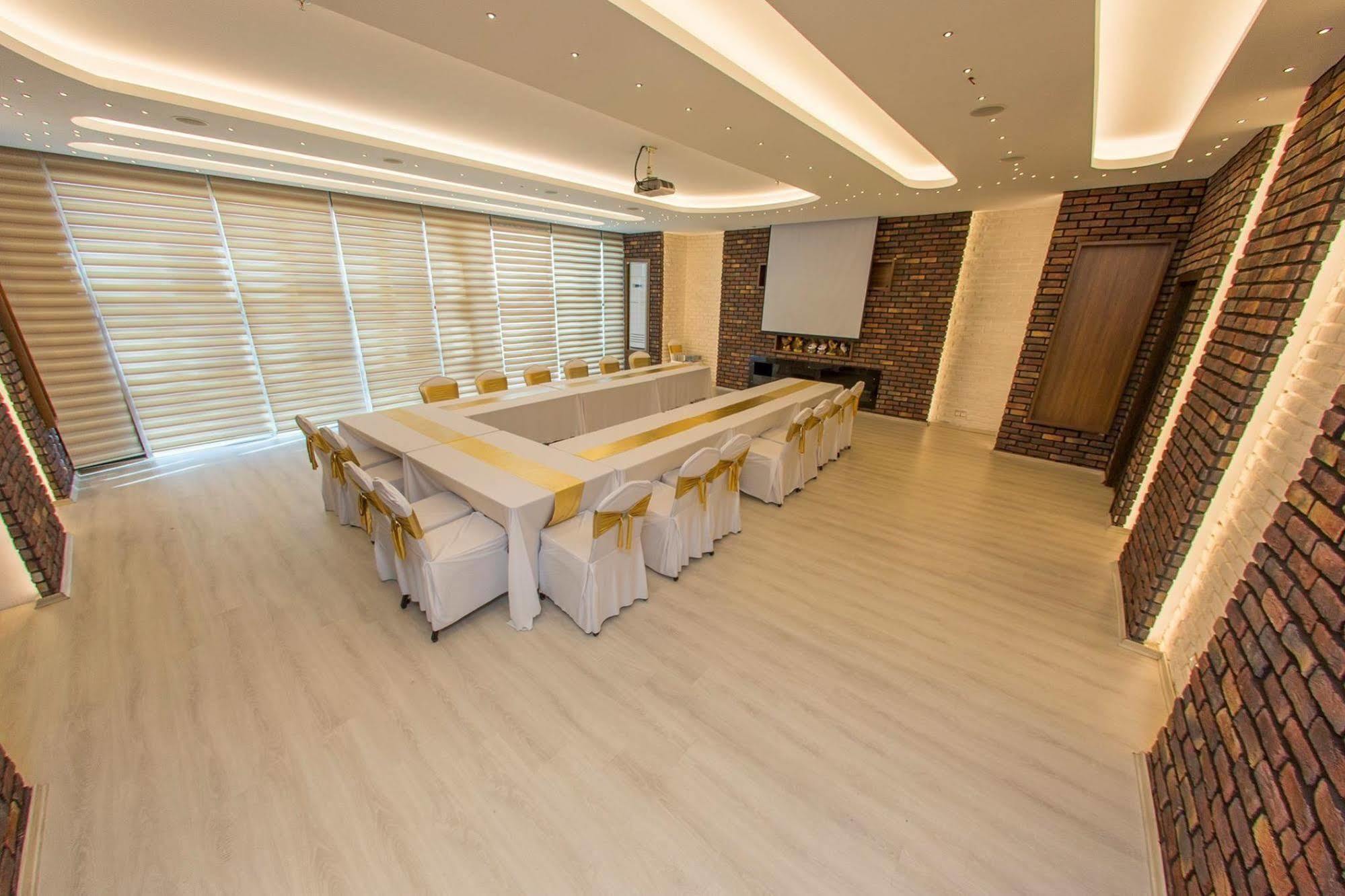 Gherdan Gold Hotel Konya Bagian luar foto